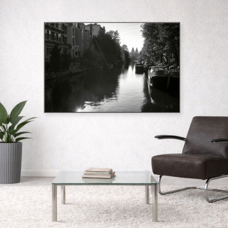 Lees meer over het artikel Nostalgisch kijkje over de Lijnbaansgracht Amsterdam.